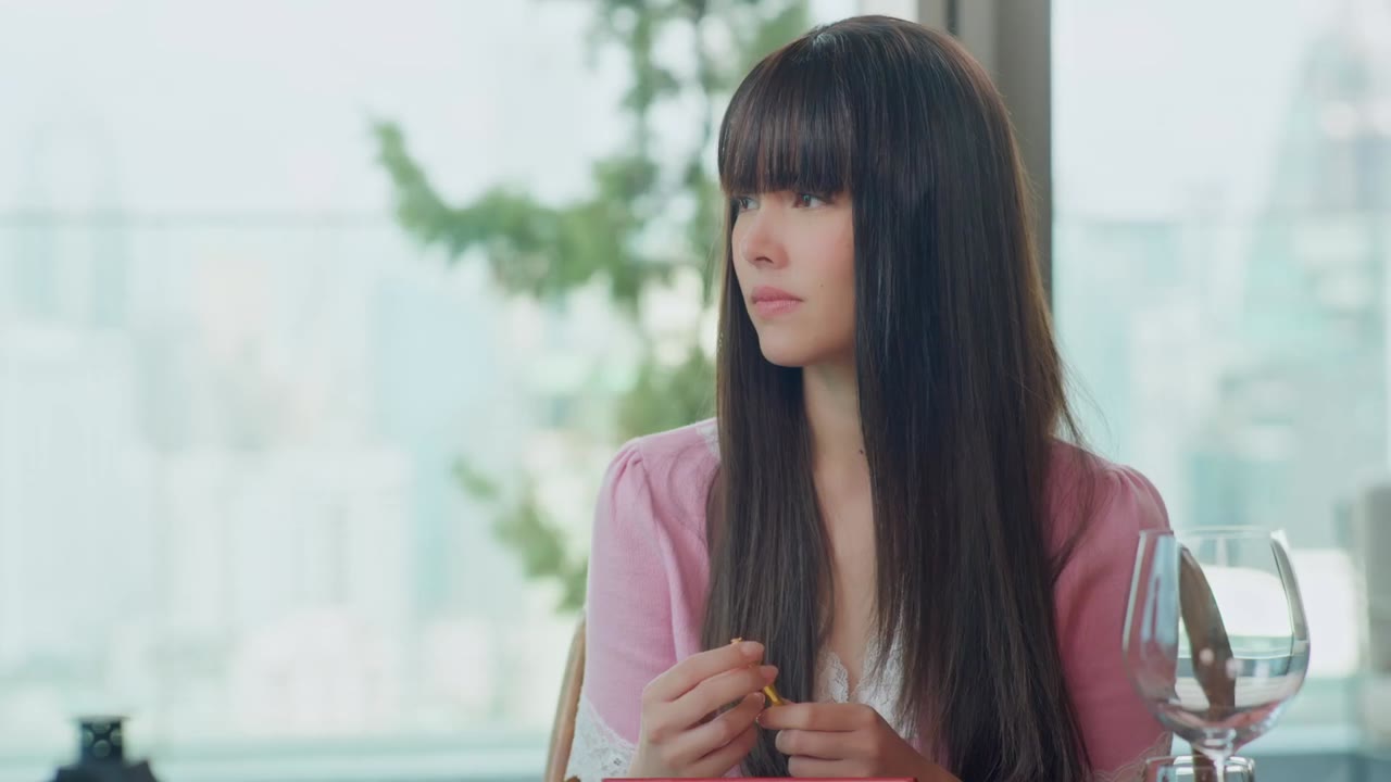 Phía Sau Dối Trá - cảnh 1