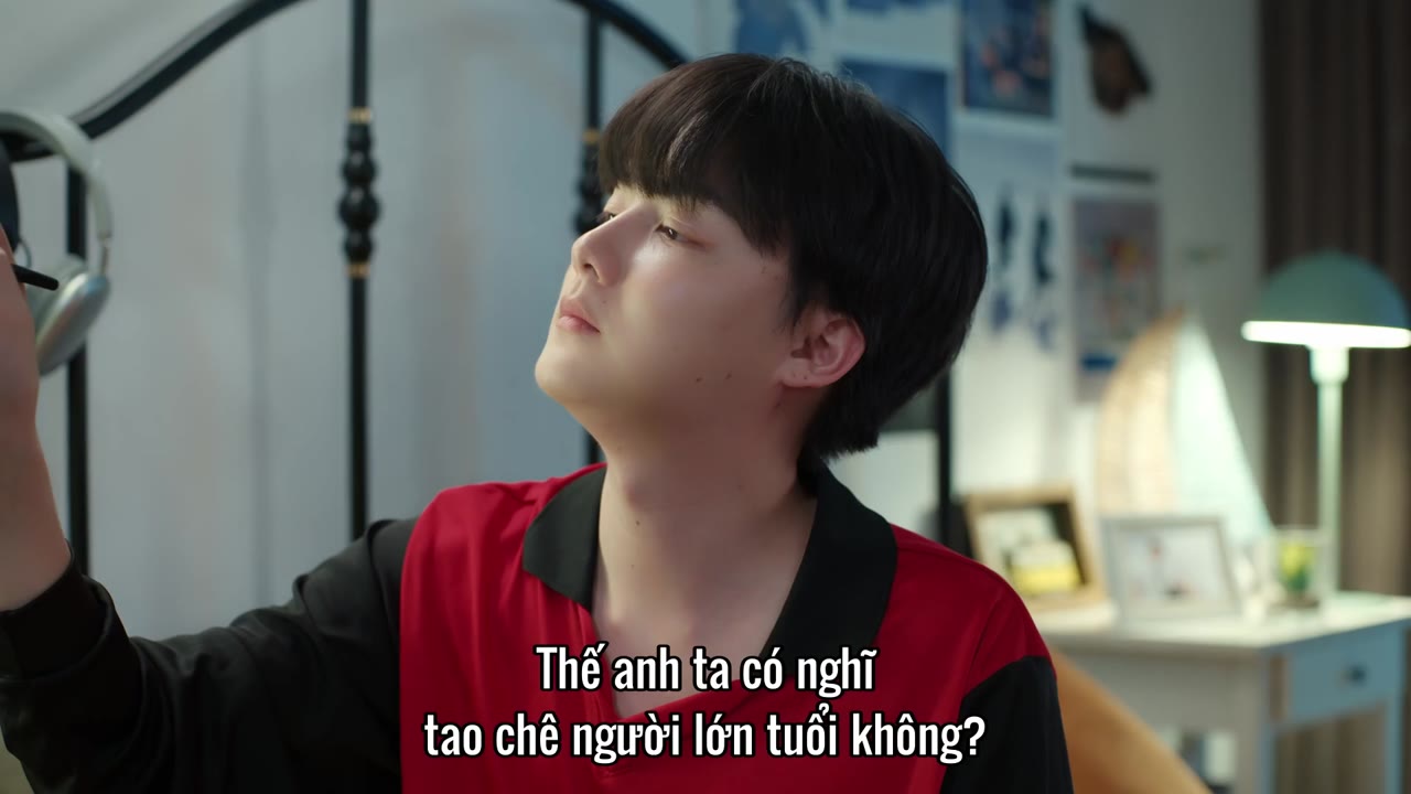 Chạm Vào Anh - cảnh 3