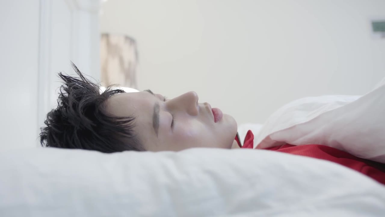 Hàng Xóm Của Tôi Không Ngủ Được tập 18 cảnh 2