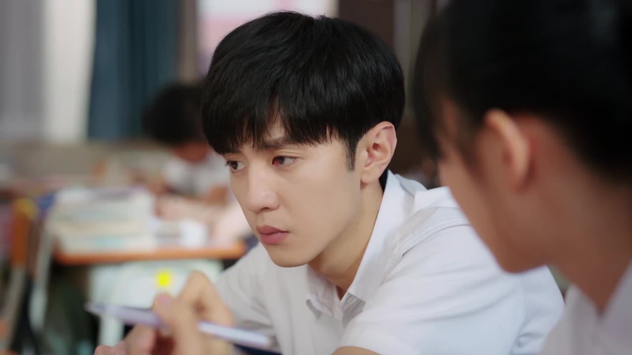 Bí Mật Nơi Góc Tối tập 8