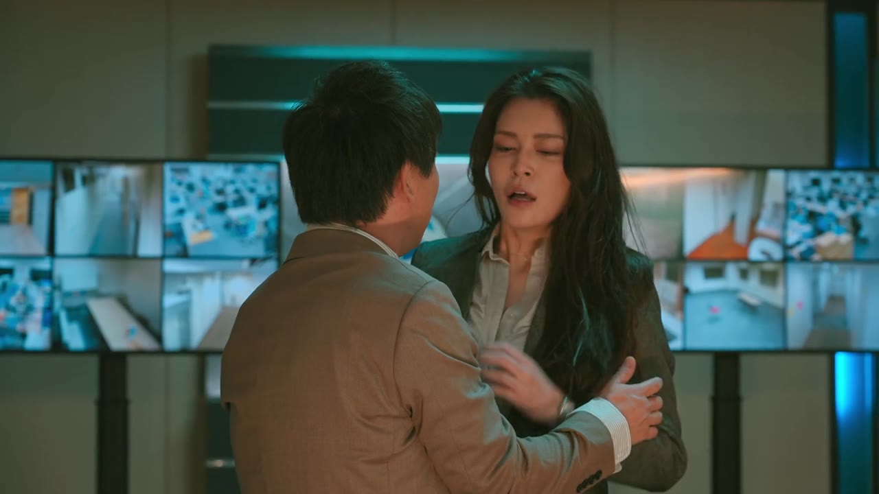 Kiss or Die tập 2 cảnh 3
