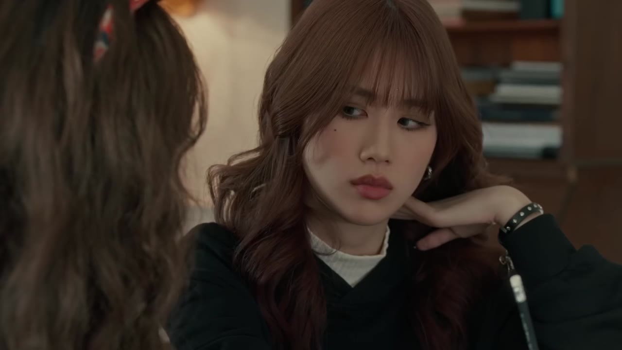 Ngôi Trường Bí Ẩn tập 7 cảnh 2