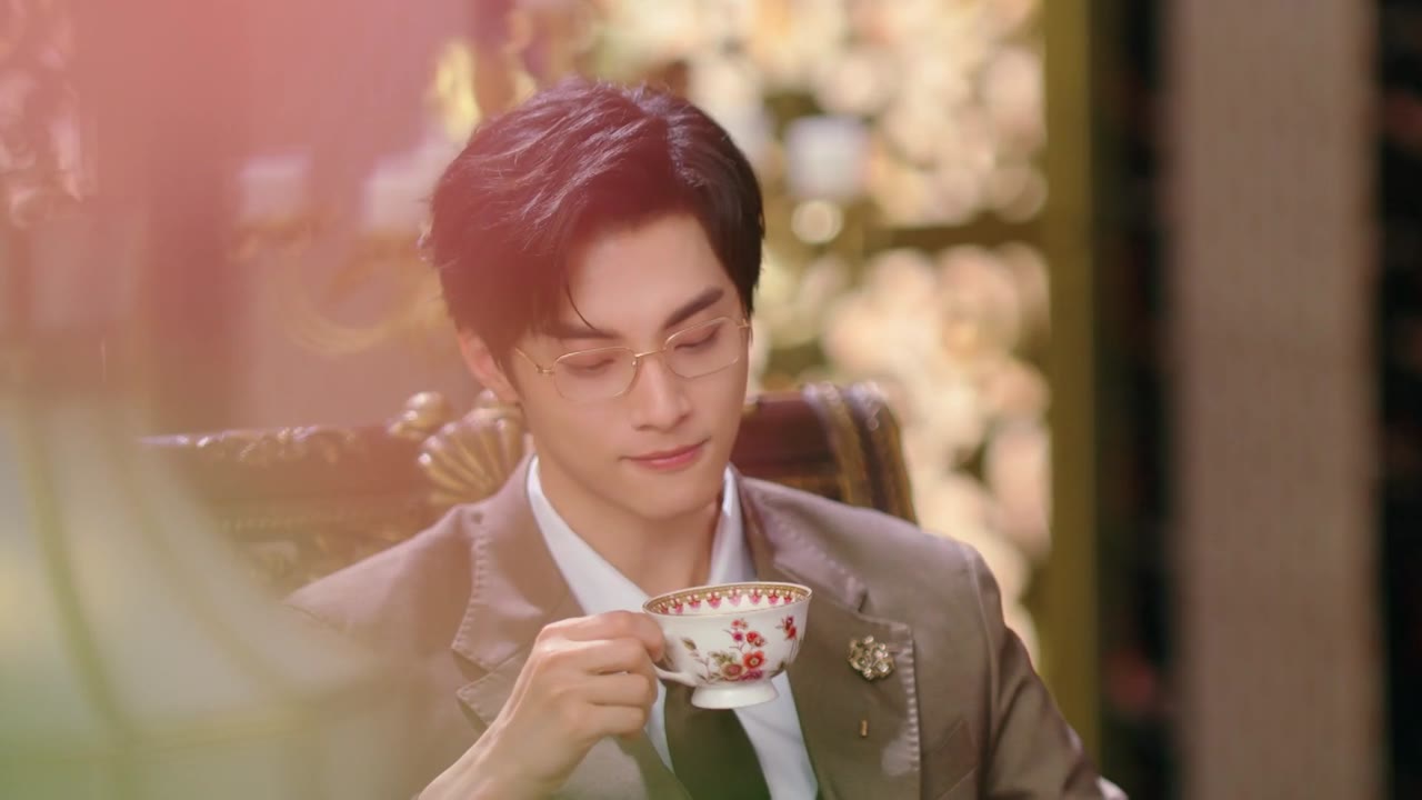Bữa Tiệc Của Cô Ấy tập 3