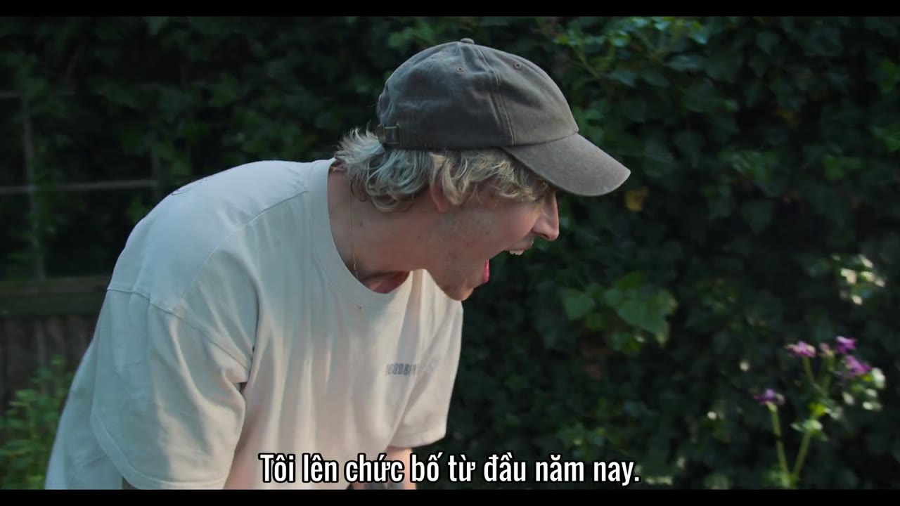 Christopher: Một Cuộc Đời Thực Sự Đẹp - cảnh 3