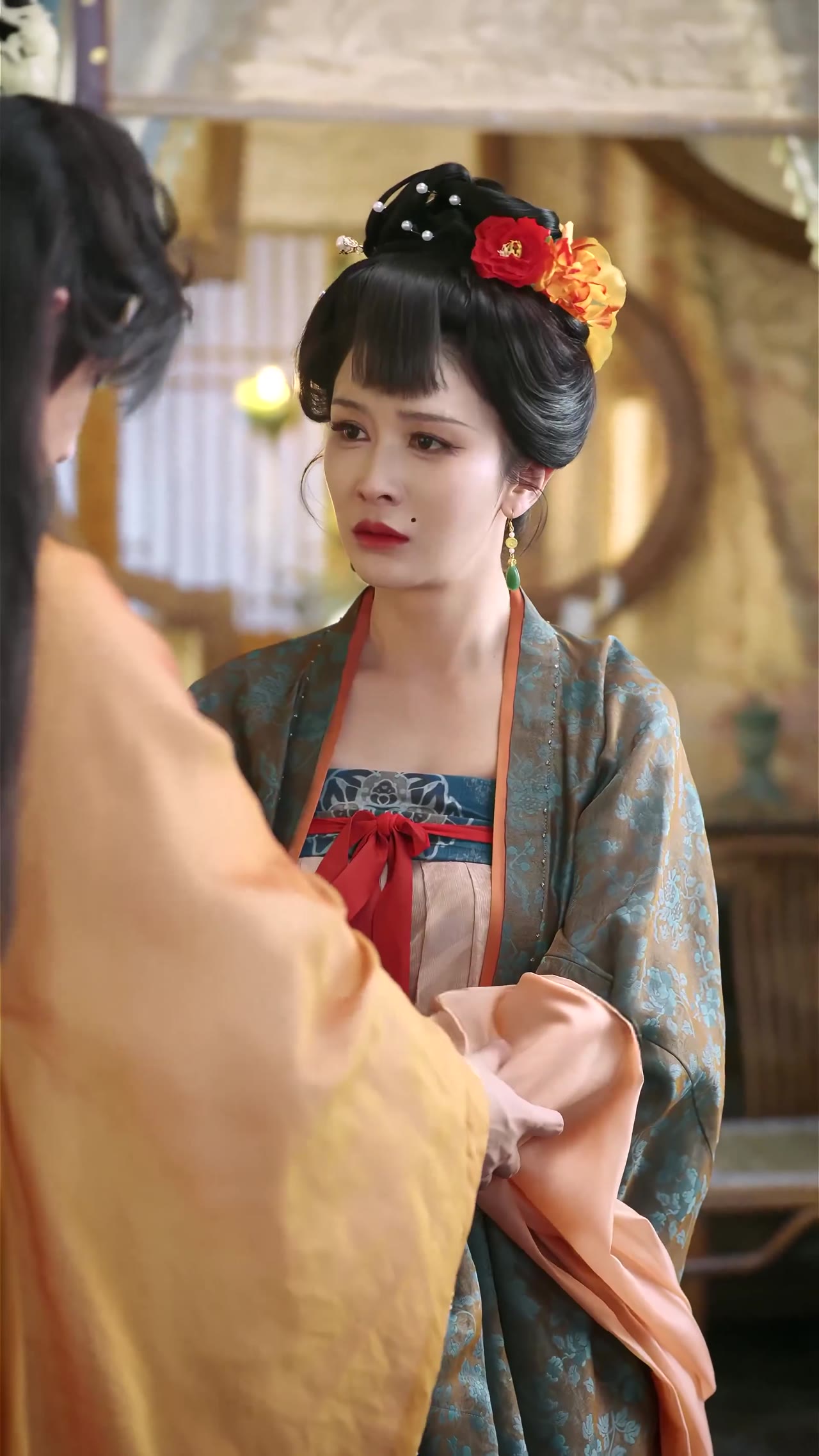 Còn Ra Thể Thống Gì Nữa tập 33
