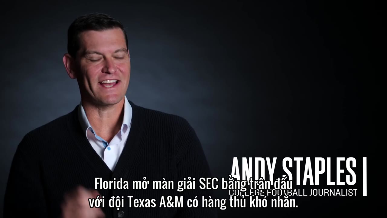 SEC Football: Bóng bầu dục Mỹ thứ Bảy tập 2 cảnh 2