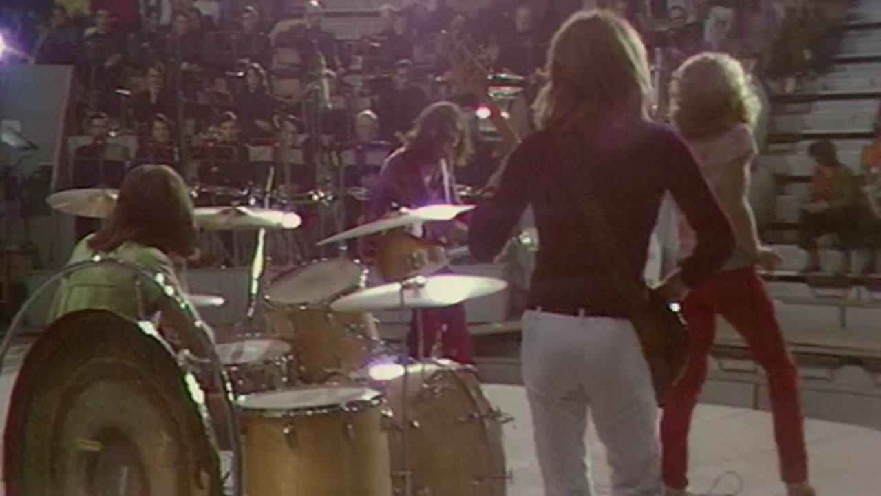 Becoming Led Zeppelin tập 1 cảnh 2