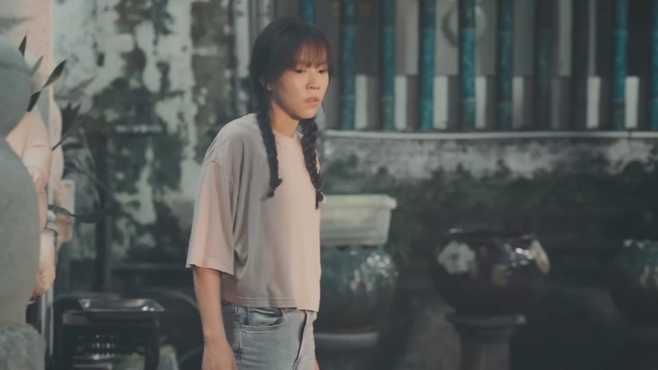 Con Đường Sinh Tồn Của Cô Ấy tập 21 cảnh 2