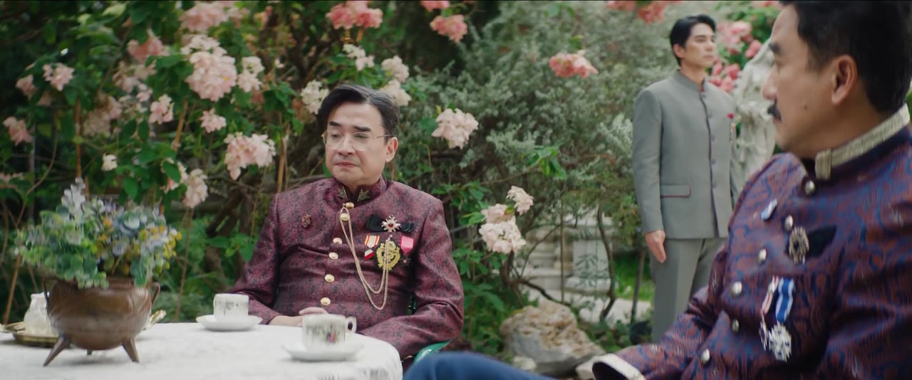 Băng Qua Bầu Trời Đến Bên Em tập 10 cảnh 2