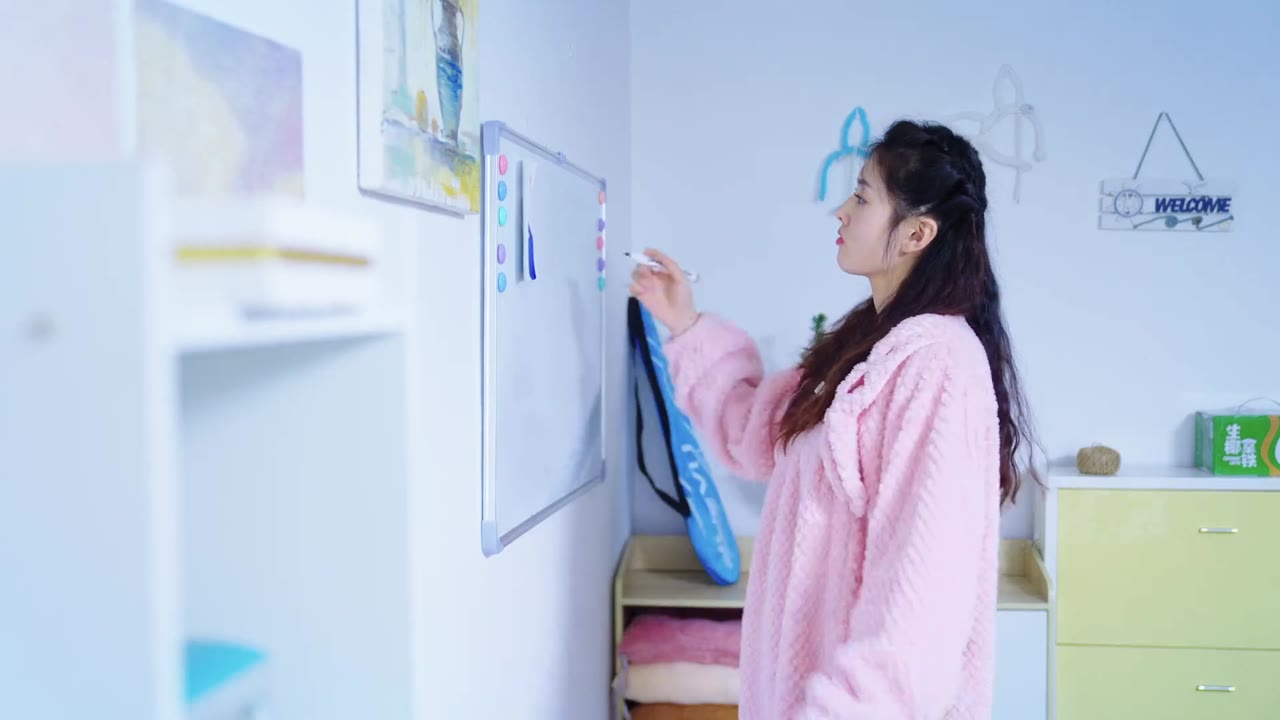 Đổng Tiểu Thư Ngày Nào Cũng Đón Valentine tập 9