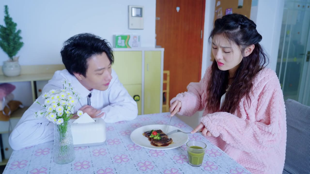 Đổng Tiểu Thư Ngày Nào Cũng Đón Valentine tập 12