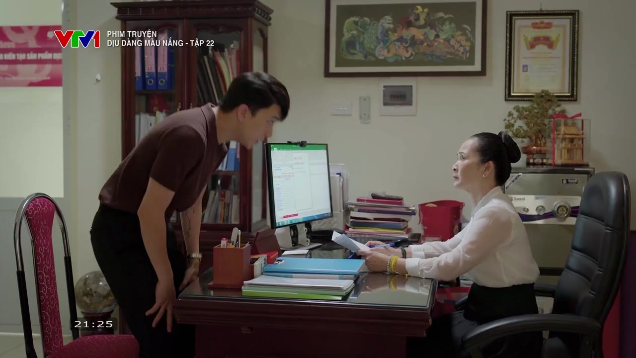 Dịu Dàng Màu Nắng tập 22 cảnh 3